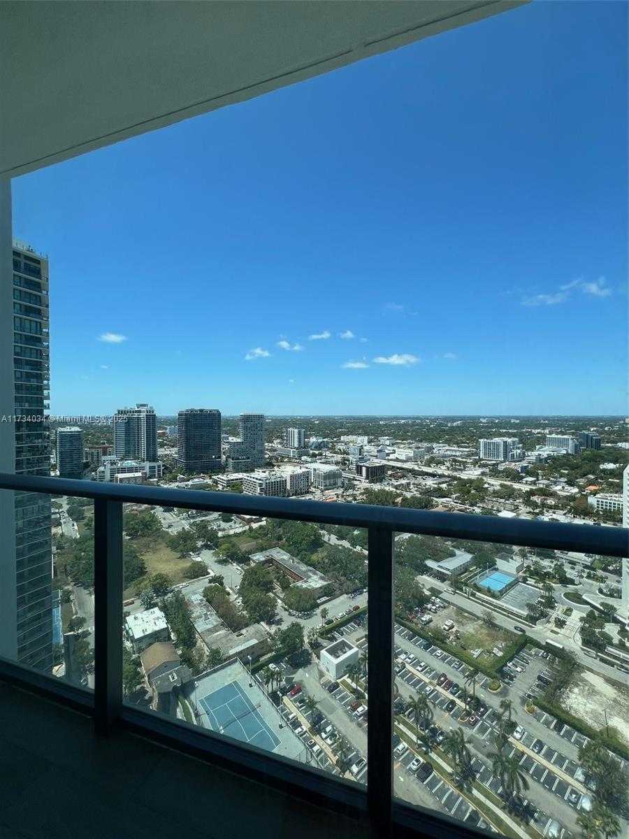 Small Image of 650 NE 32nd St, Miami, FL 33137, USA Number 2