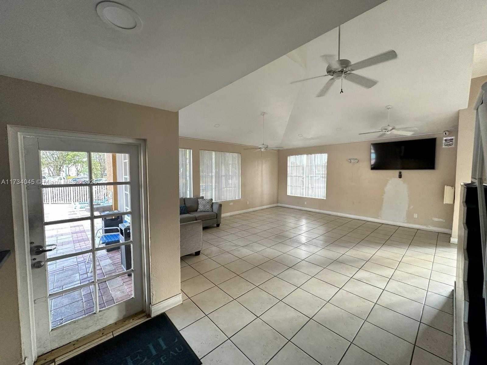 Small Image of 9715 FONTAINEBLEAU BLVD #E307, Miami Number 17