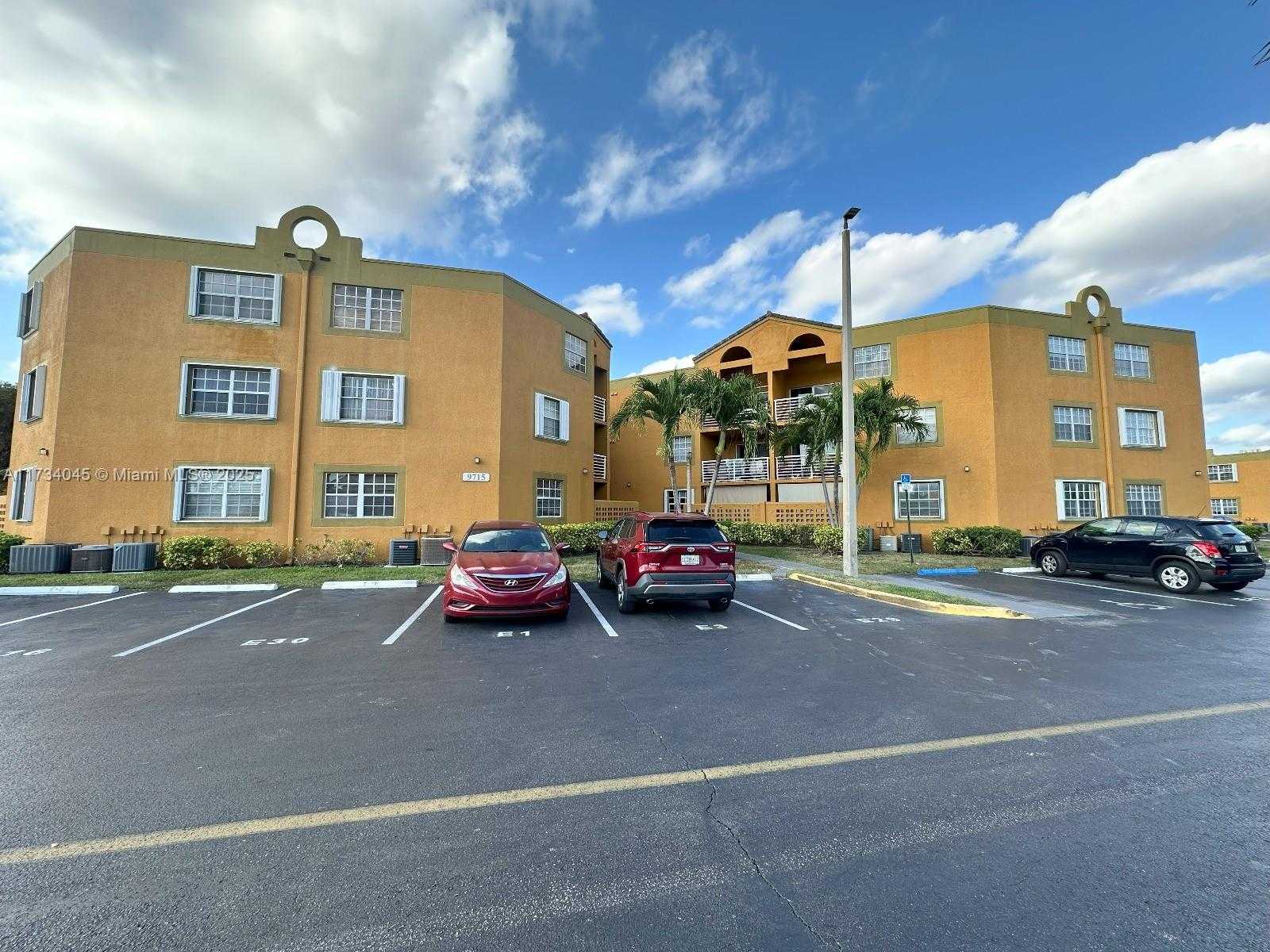 Small Image of 9715 FONTAINEBLEAU BLVD #E307, Miami Number 20