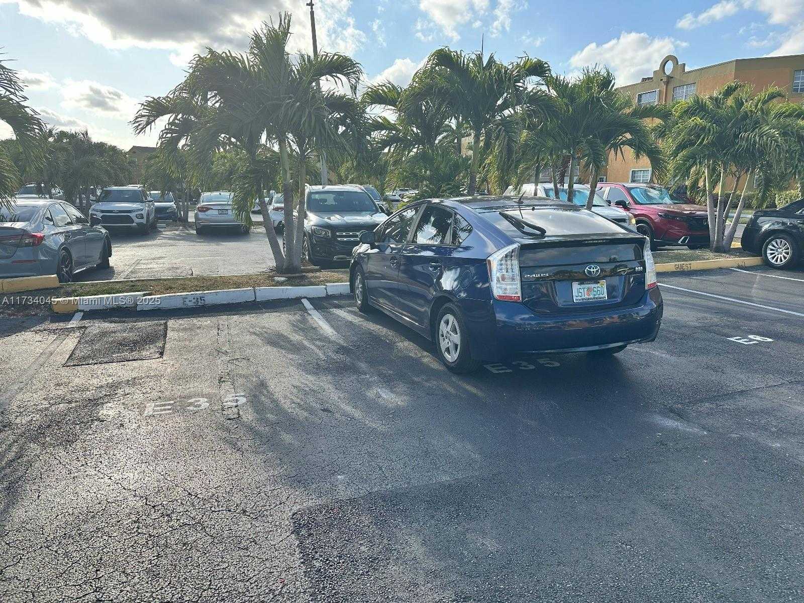 Small Image of 9715 FONTAINEBLEAU BLVD #E307, Miami Number 21