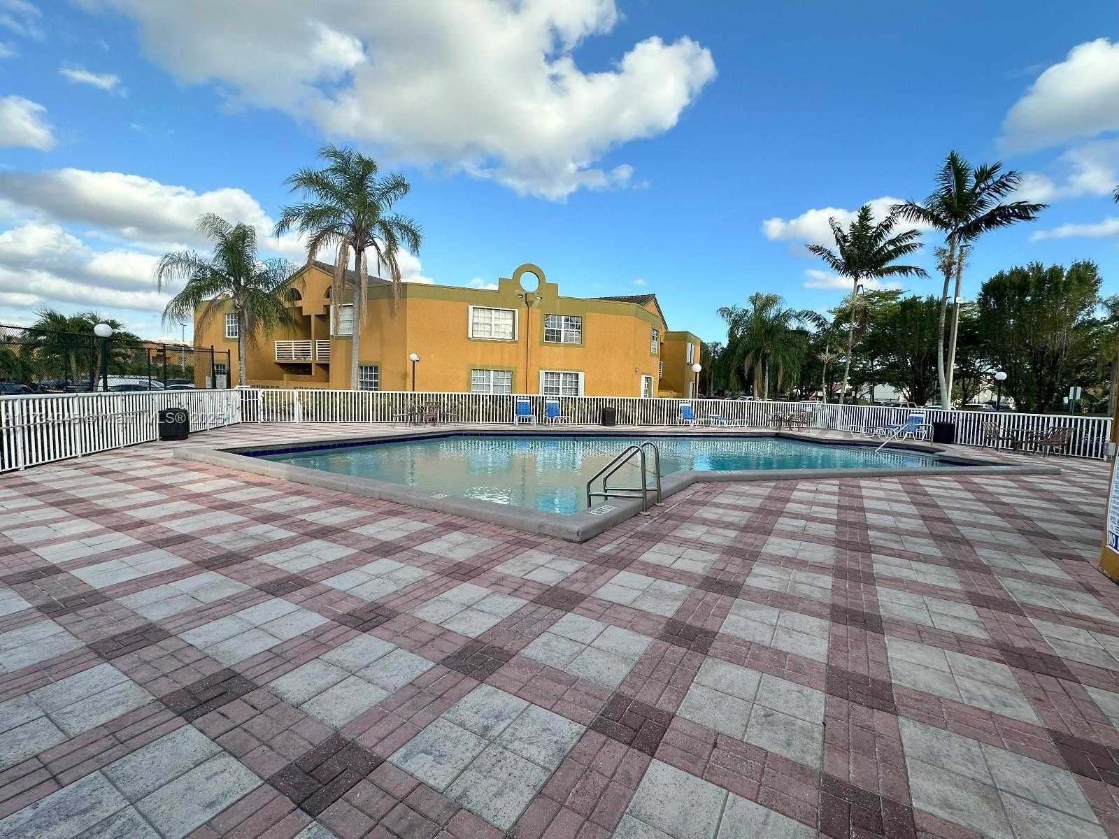 Small Image of 9715 FONTAINEBLEAU BLVD #E307, Miami Number 22