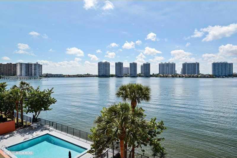 Small Image of 17878 NORTH BAY RD #307, Sunny Isles Beach Number 3