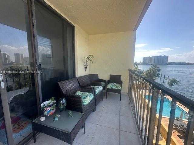 Small Image of 17878 NORTH BAY RD #307, Sunny Isles Beach Number 4