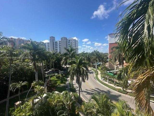 Small Image of Sunny Isles Beach Number 21