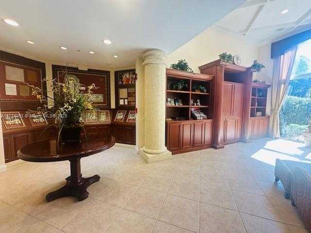 Small Image of Sunny Isles Beach Number 38