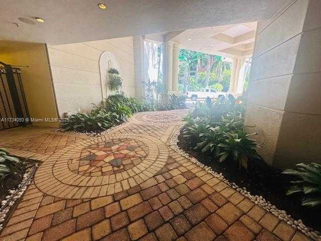 Small Image of Sunny Isles Beach Number 39
