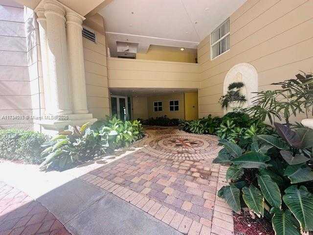 Small Image of Sunny Isles Beach Number 40