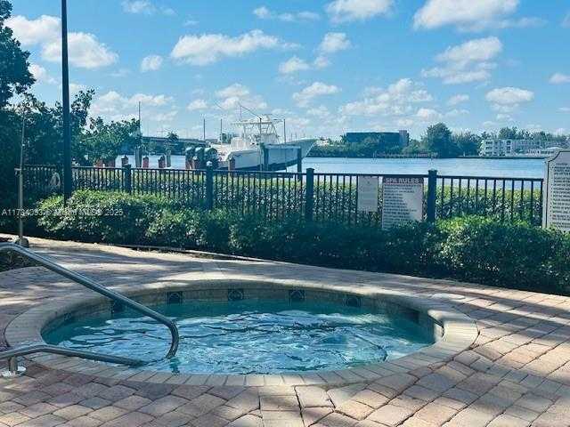 Small Image of Sunny Isles Beach Number 47
