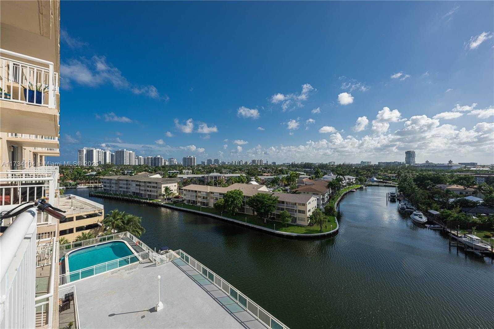 Small Image of 437 GOLDEN ISLES DR #8D, Hallandale Beach Number 30