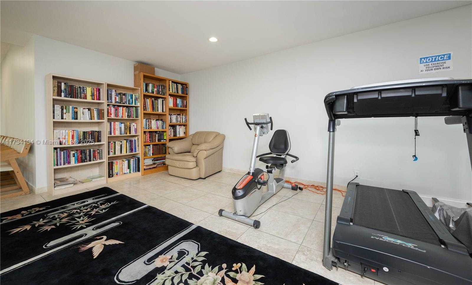 Small Image of 437 GOLDEN ISLES DR #8D, Hallandale Beach Number 46