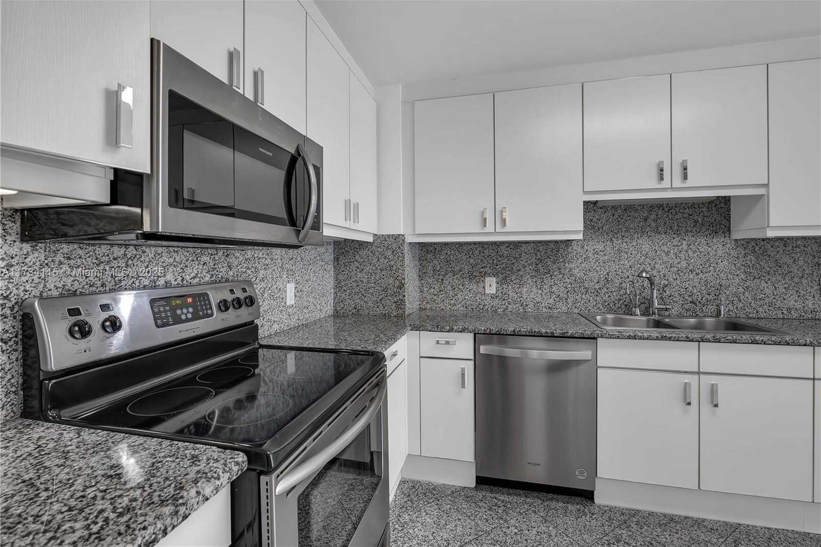 Small Image of 10101 COLLINS AVE #11C, Bal Harbour Number 18