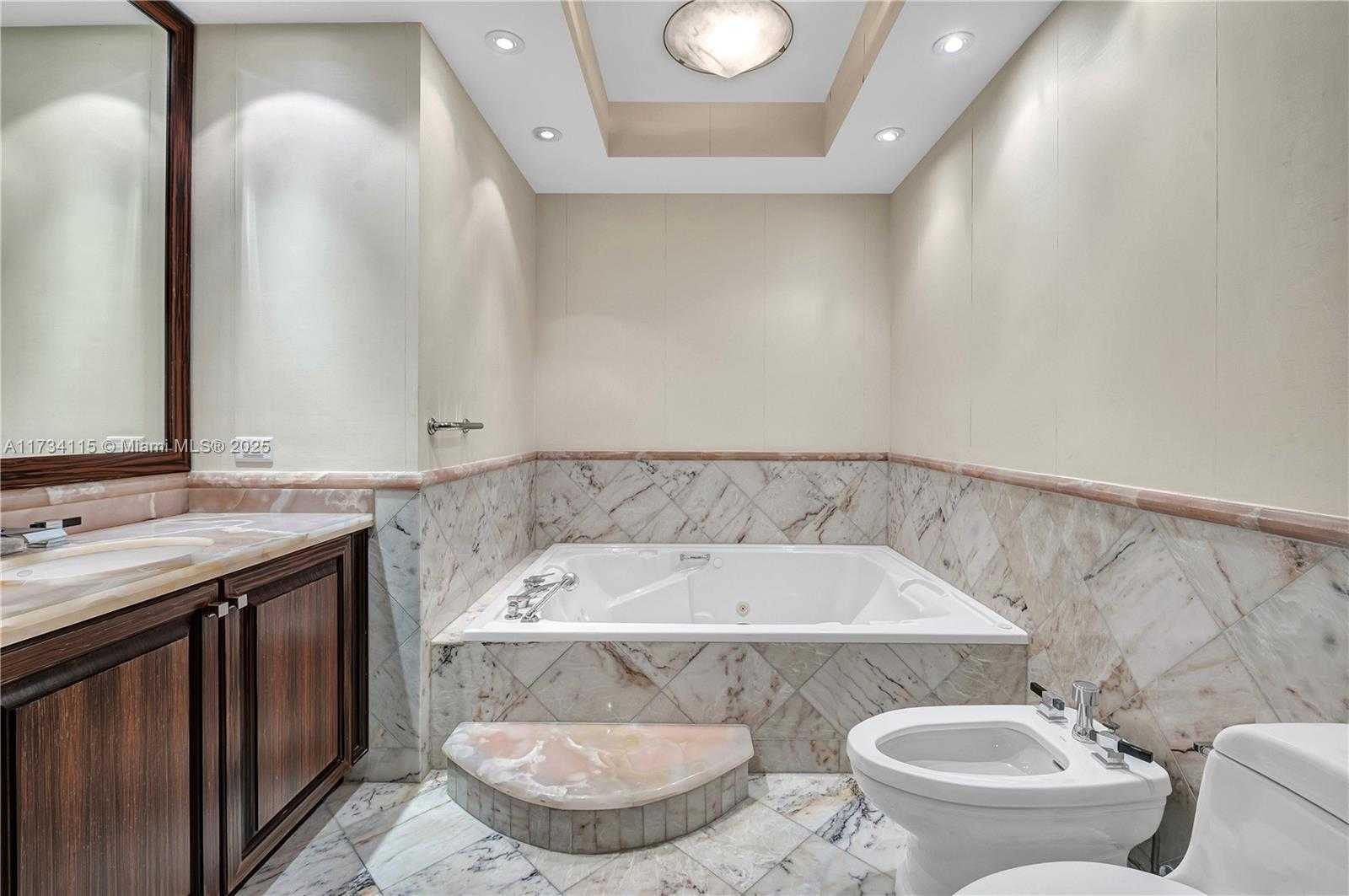 Small Image of 10101 COLLINS AVE #11C, Bal Harbour Number 27
