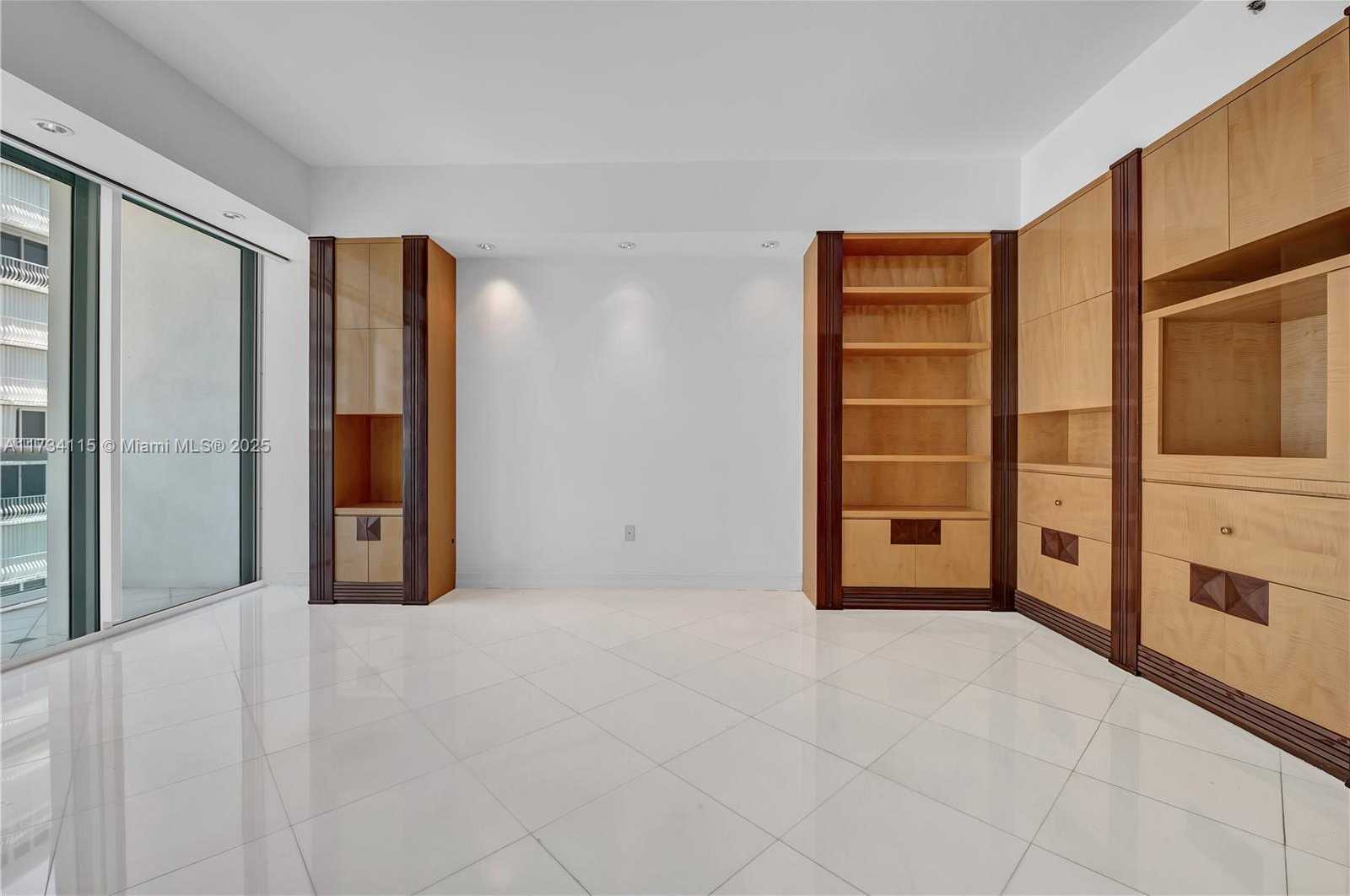Small Image of 10101 COLLINS AVE #11C, Bal Harbour Number 29