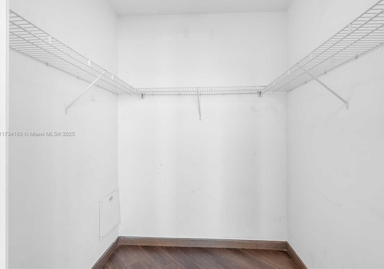 Small Image of 888 BISCAYNE BLVD #4810, Miami Number 16