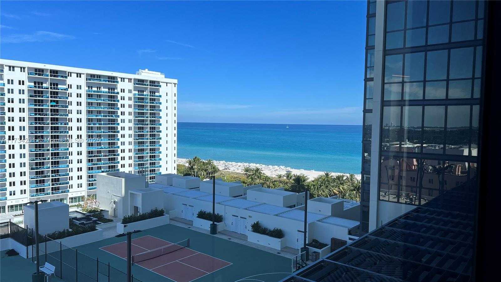 Small Image of 2201 COLLINS AVE #1102, Miami Beach Number 24