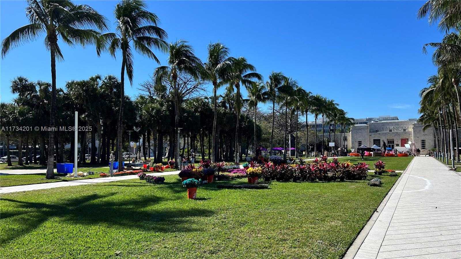 Small Image of 2201 COLLINS AVE #1102, Miami Beach Number 32