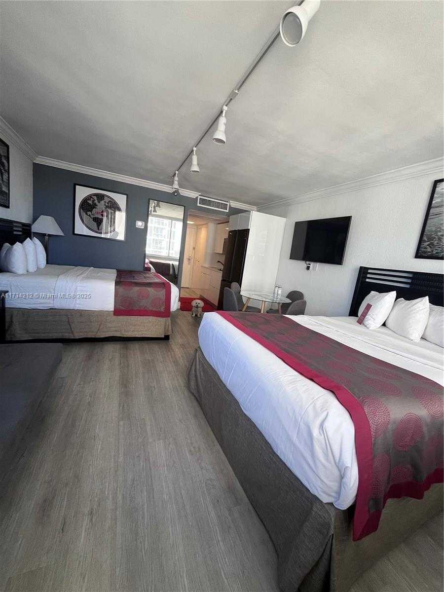 Small Image of 19201 COLLINS AVE #1126, Sunny Isles Beach Number 12