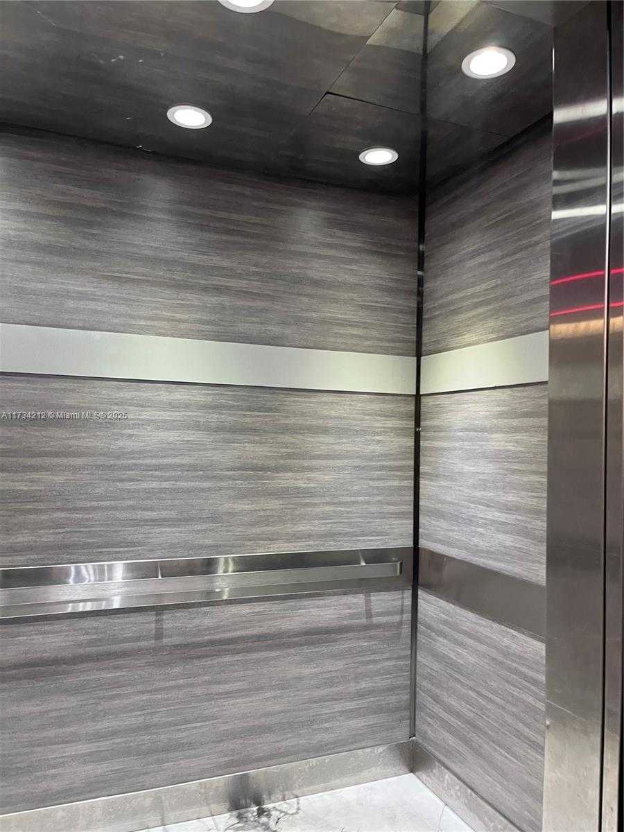 Small Image of 19201 COLLINS AVE #1126, Sunny Isles Beach Number 17