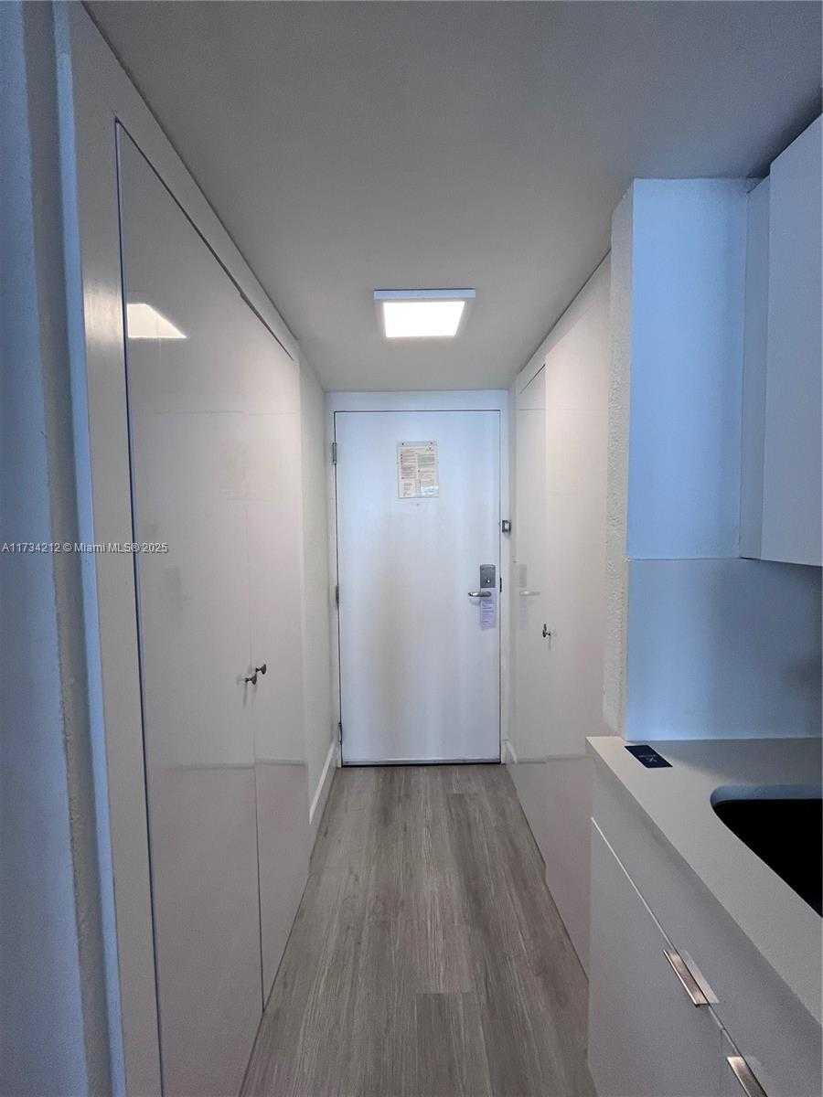 Small Image of 19201 COLLINS AVE #1126, Sunny Isles Beach Number 20