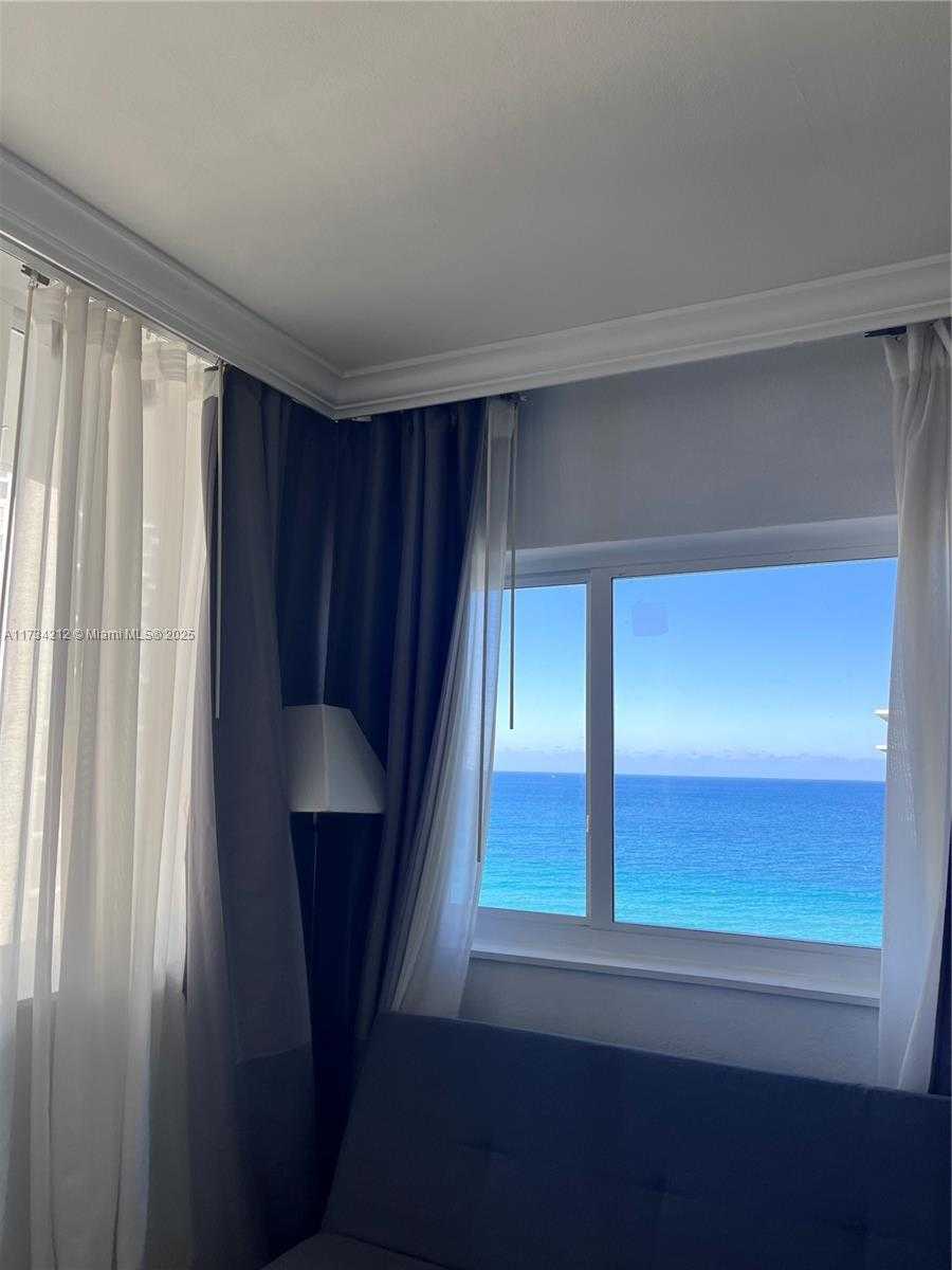 Small Image of 19201 COLLINS AVE #1126, Sunny Isles Beach Number 23