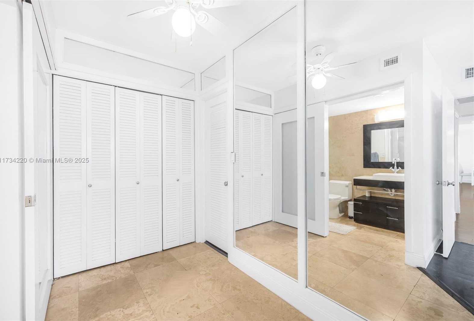 Small Image of 5750 COLLINS AVE #5B, Miami Beach Number 22