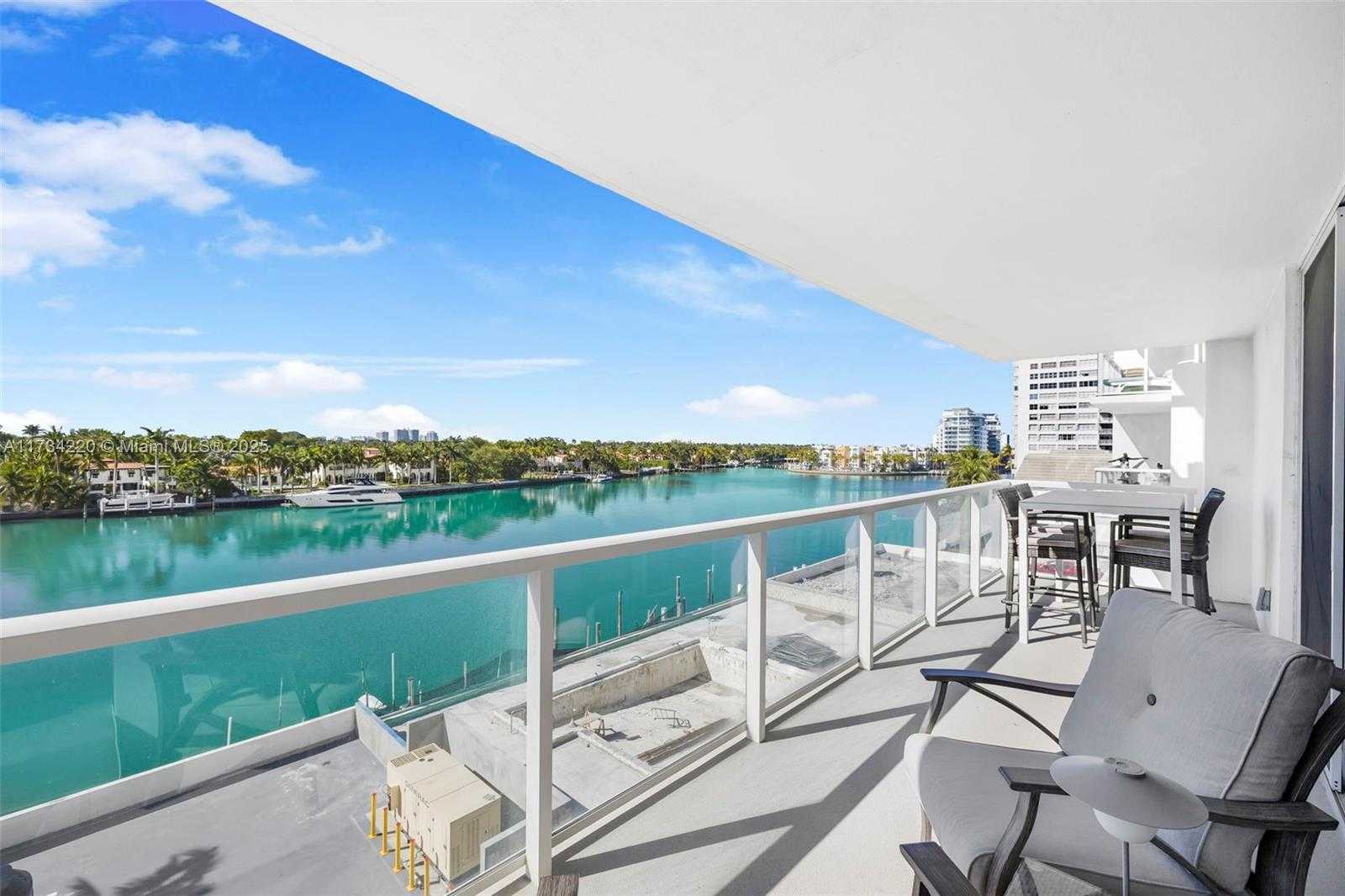 Small Image of 5750 COLLINS AVE #5B, Miami Beach Number 34