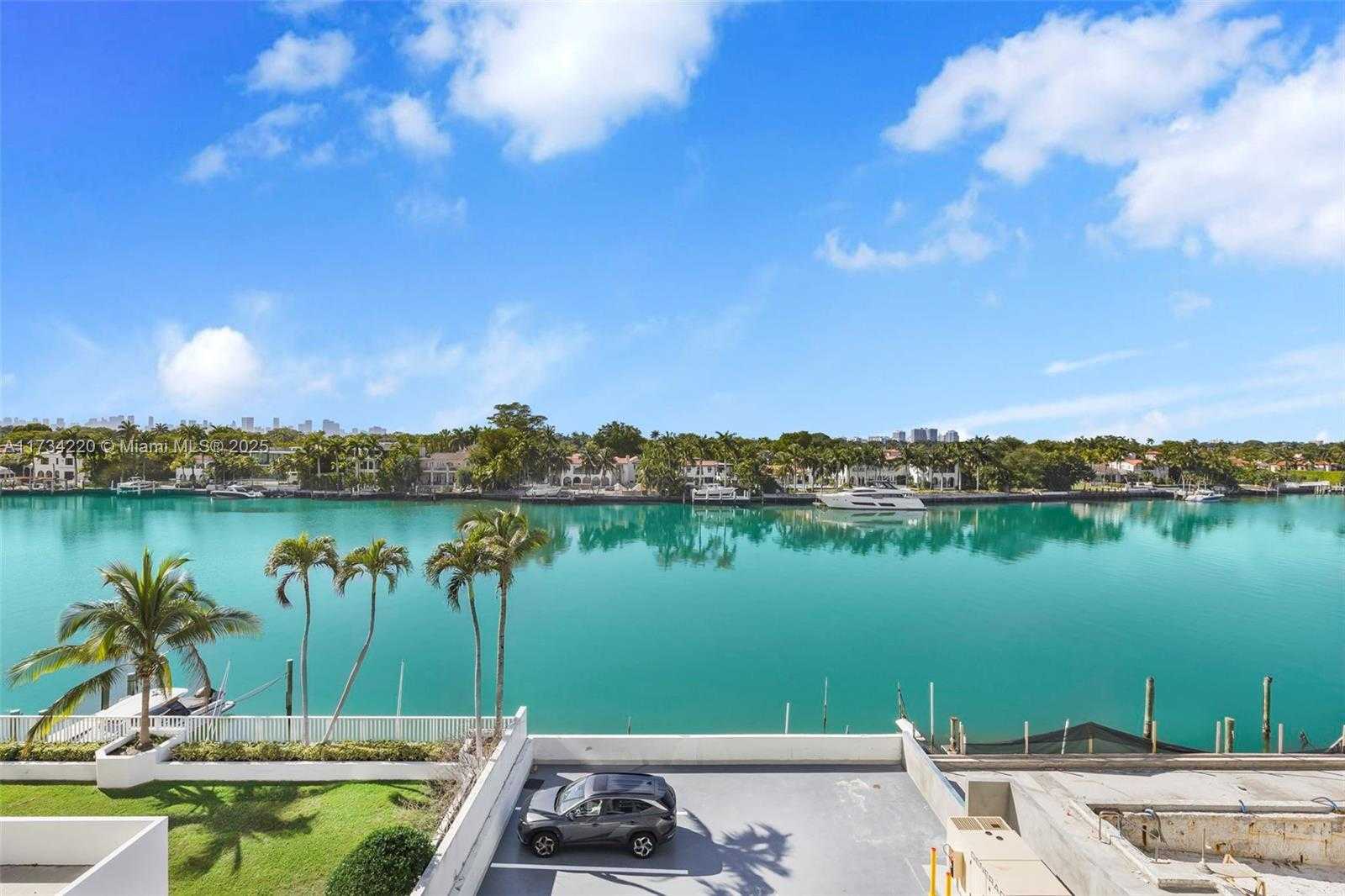 Small Image of 5750 COLLINS AVE #5B, Miami Beach Number 38