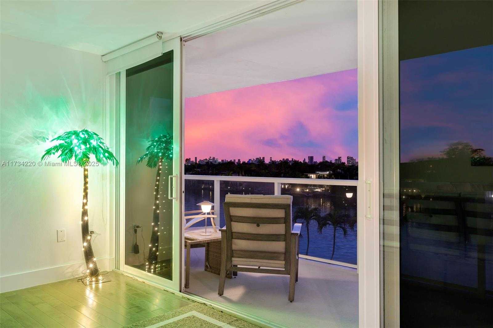 Small Image of 5750 COLLINS AVE #5B, Miami Beach Number 54