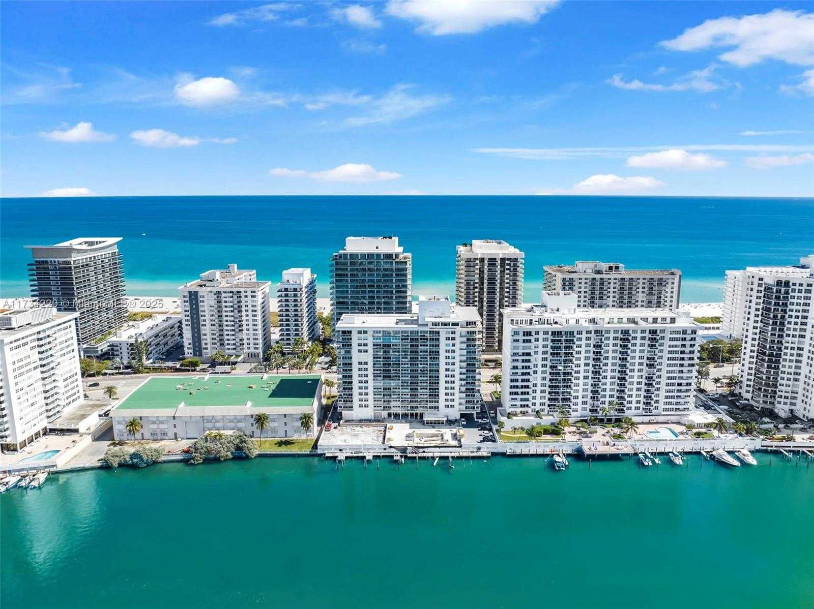 Small Image of 5750 COLLINS AVE #5B, Miami Beach Number 55