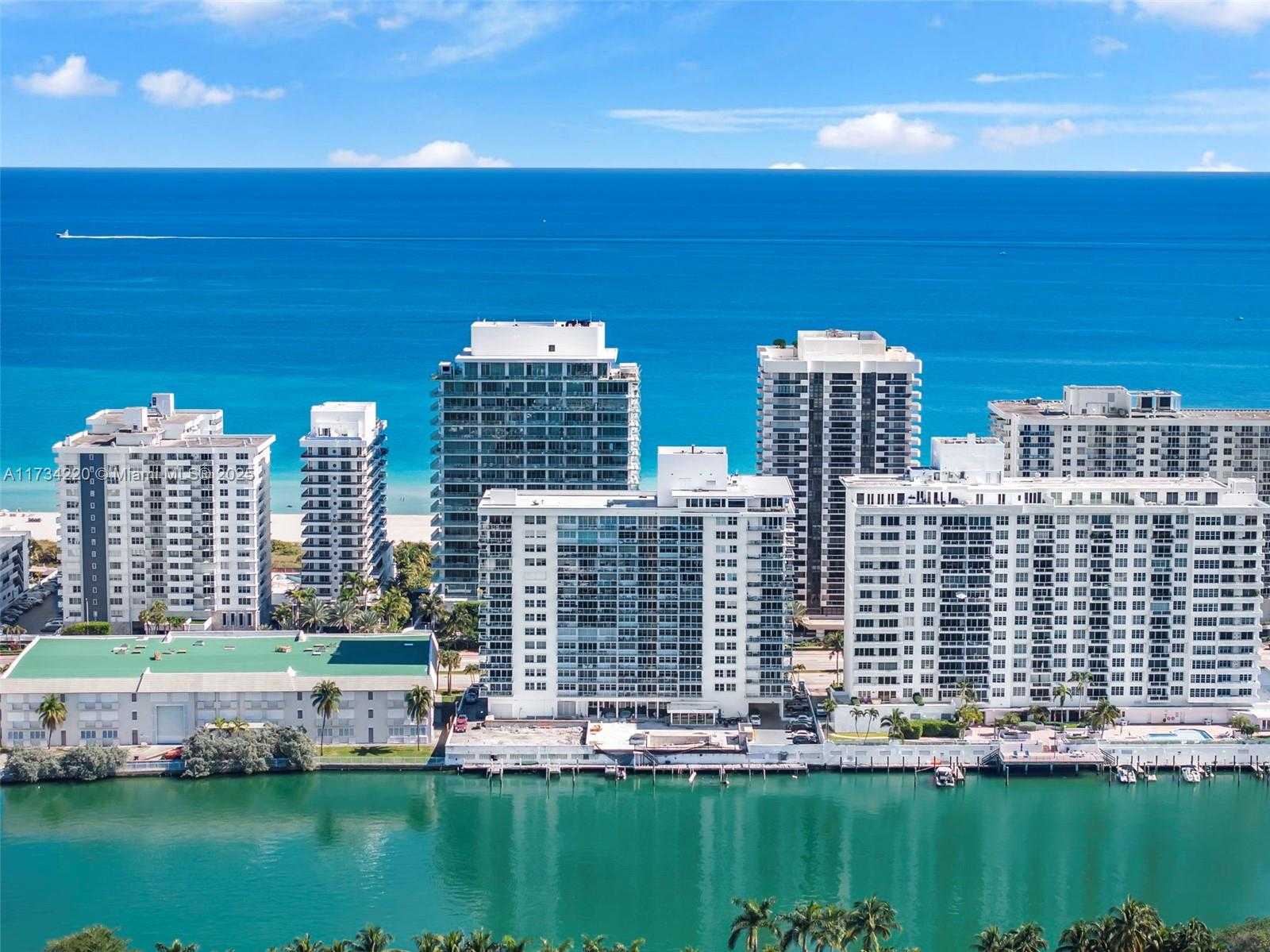 Small Image of 5750 COLLINS AVE #5B, Miami Beach Number 63