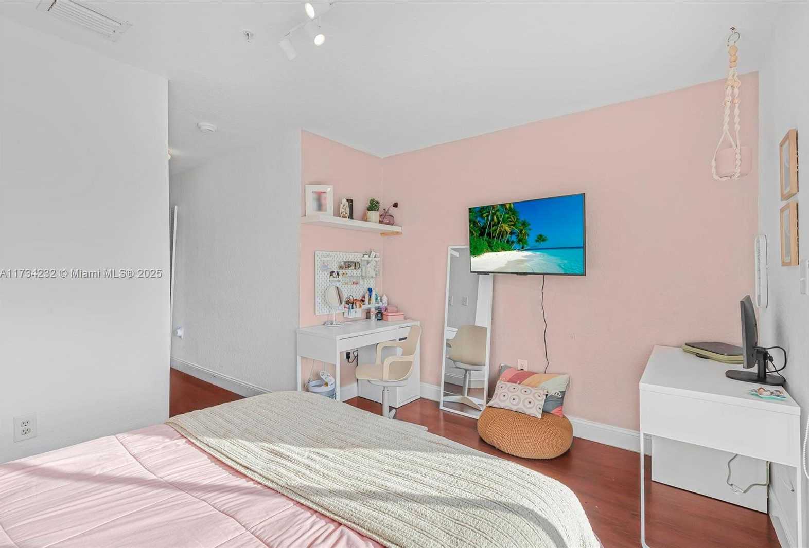 Small Image of 2196 NORTH EAST 167TH ST #1-114, North Miami Beach Number 12