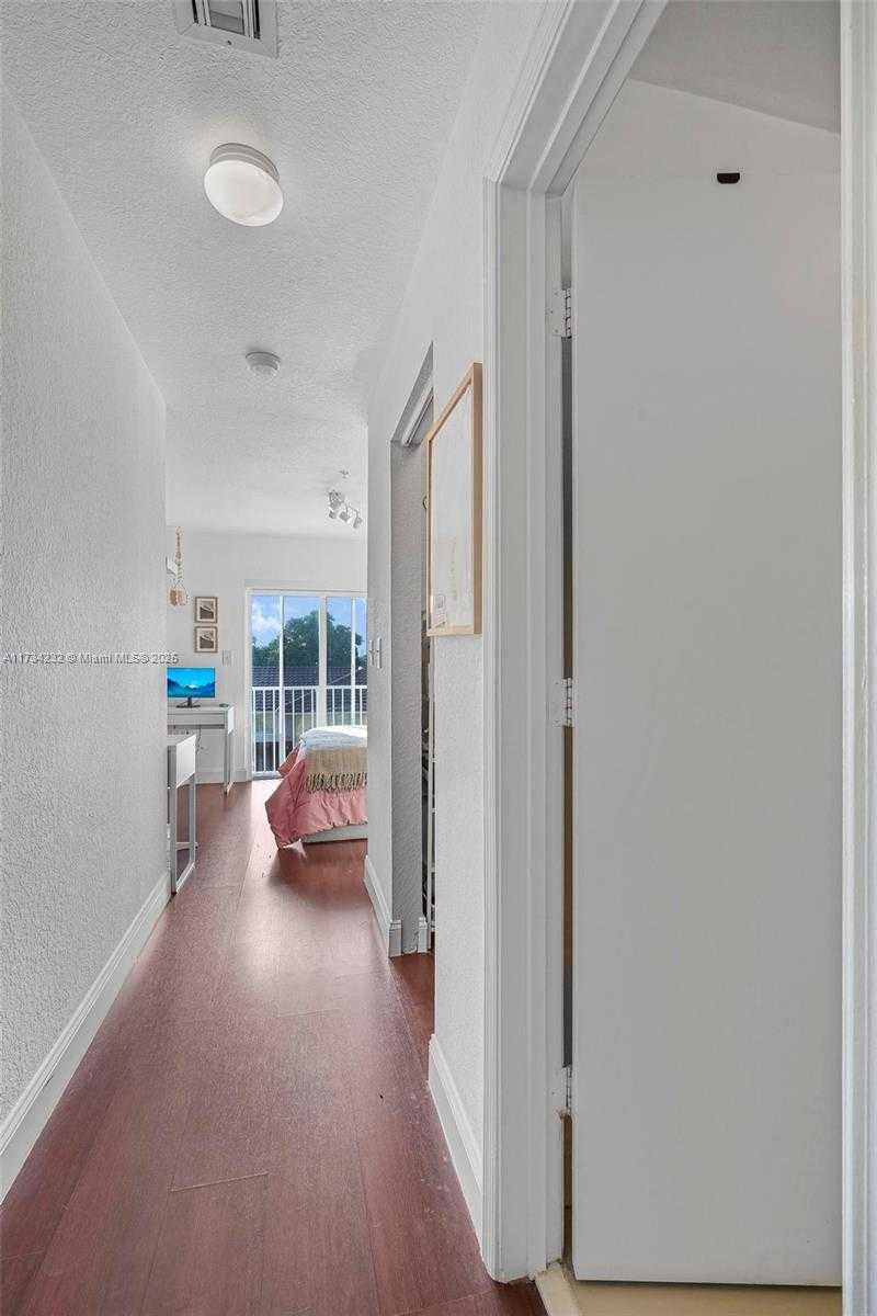 Small Image of 2196 NORTH EAST 167TH ST #1-114, North Miami Beach Number 15
