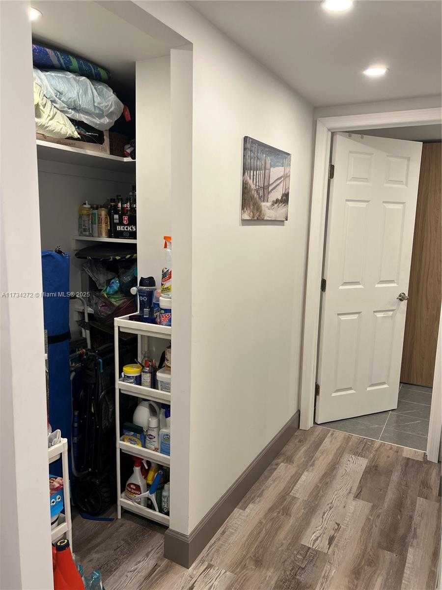 Small Image of 600 THREE ISLANDS BLVD #504, Hallandale Beach Number 12