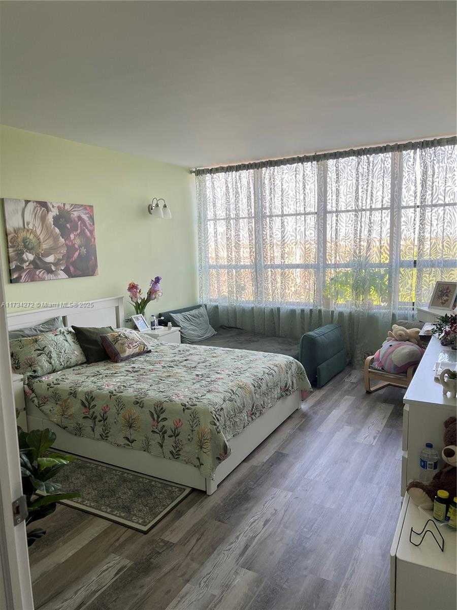 Small Image of 600 THREE ISLANDS BLVD #504, Hallandale Beach Number 9