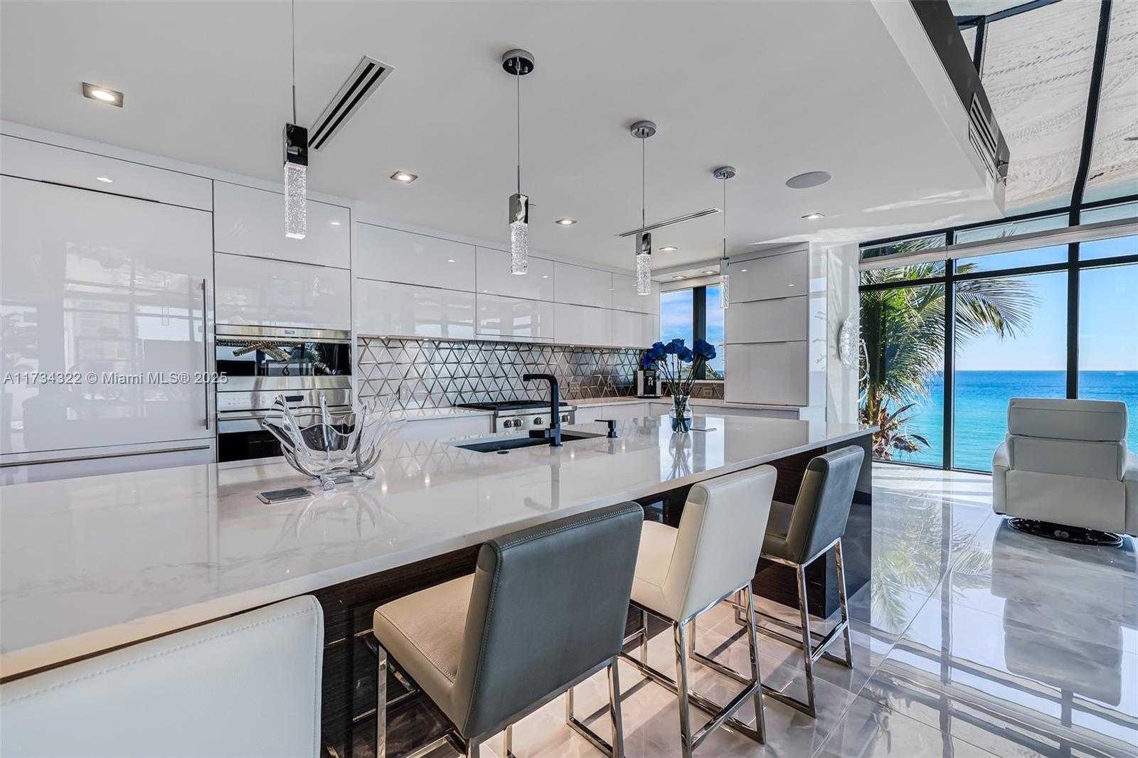 Small Image of 2205 SOUTH SURF RD #4A, Hollywood Number 34