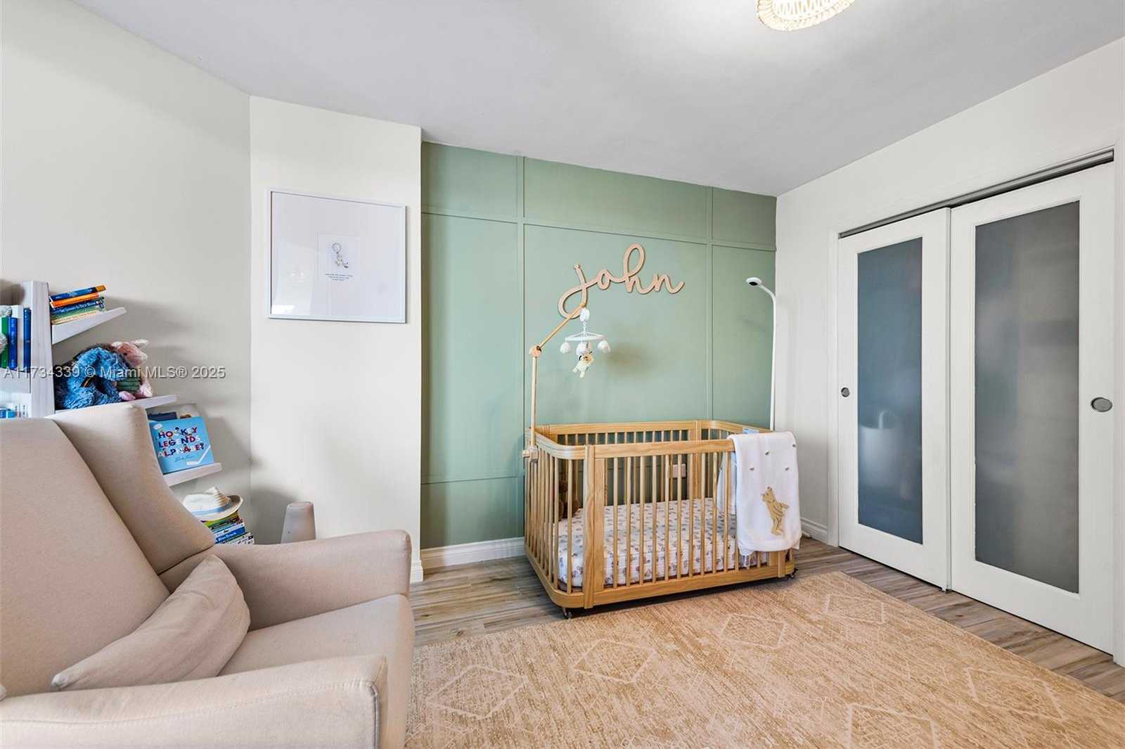 Small Image of 5555 COLLINS AVE #15Z, Miami Beach Number 14