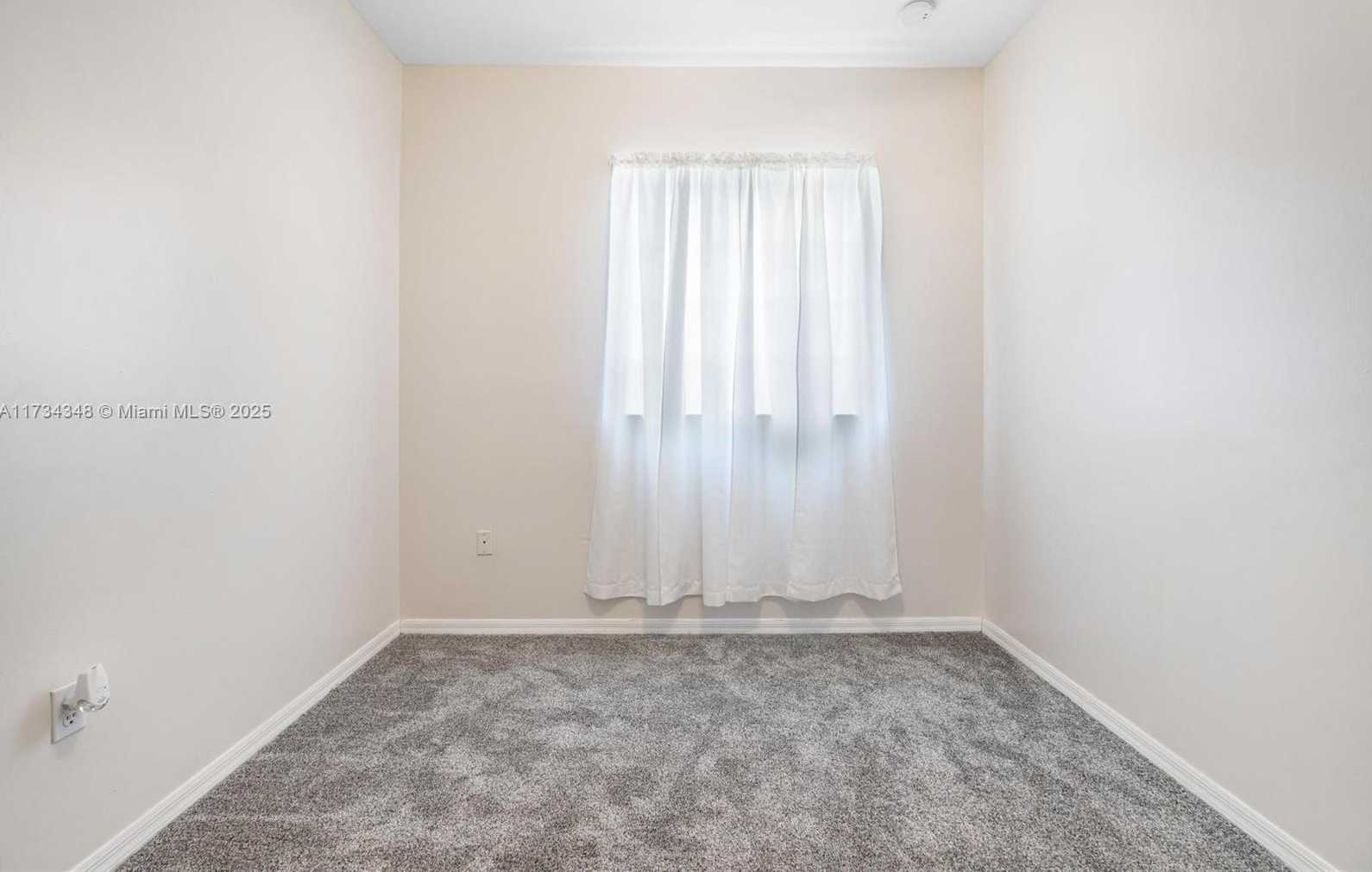 Small Image of 9135 SOUTH WEST 203RD TER, Cutler Bay Number 11