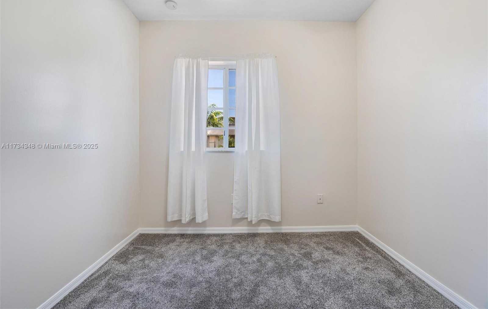 Small Image of 9135 SOUTH WEST 203RD TER, Cutler Bay Number 14