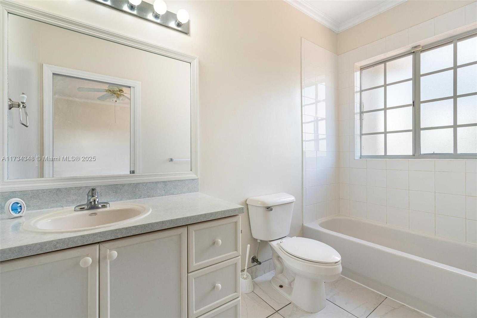 Small Image of 9135 SOUTH WEST 203RD TER, Cutler Bay Number 22