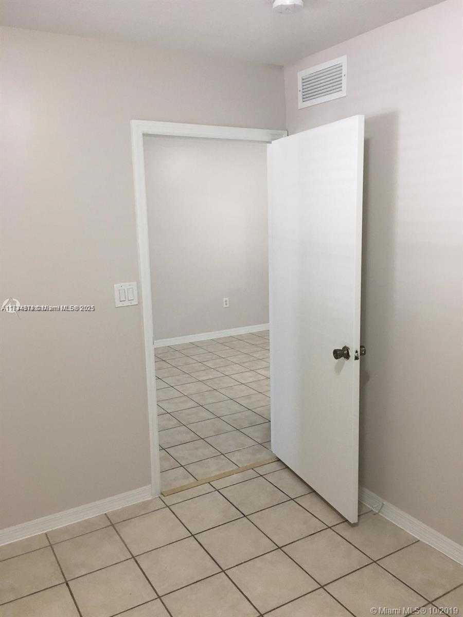 Small Image of 3398 NORTH EAST 9TH DR #102, Homestead Number 4