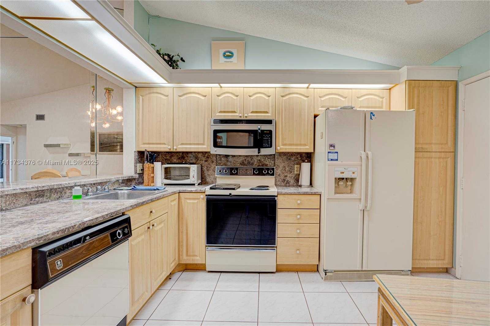 Small Image of 5479 PALM SPRINGS LN #A, Boynton Beach Number 10