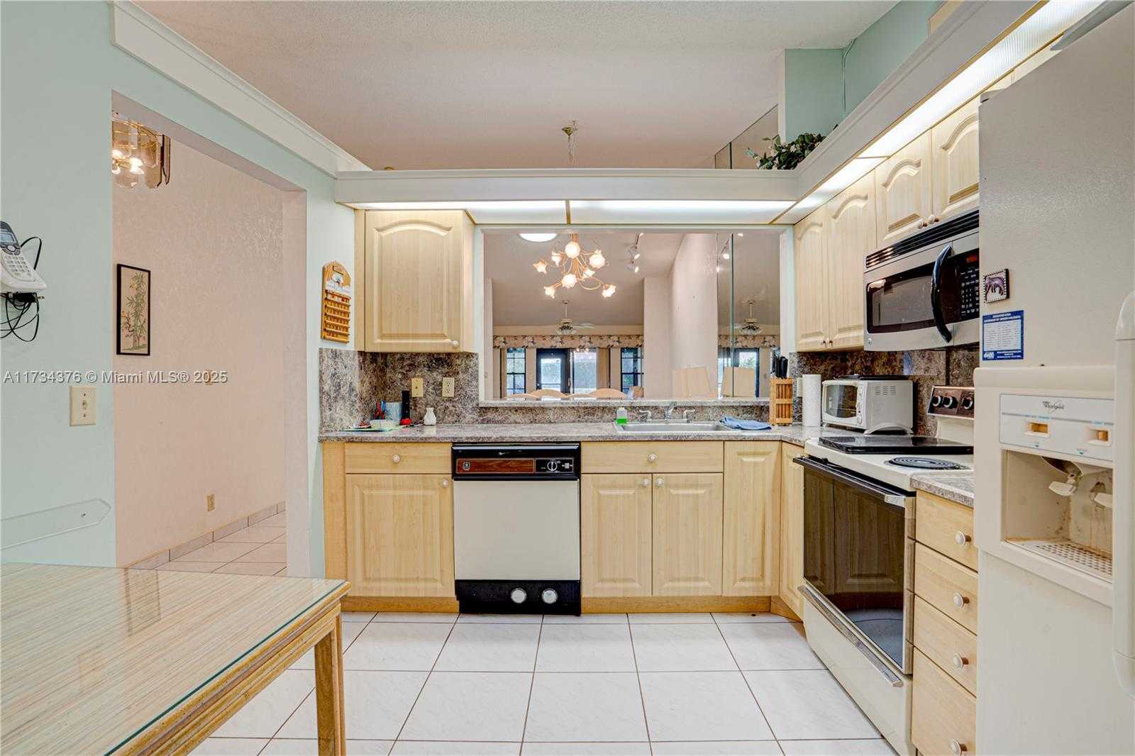 Small Image of 5479 PALM SPRINGS LN #A, Boynton Beach Number 12