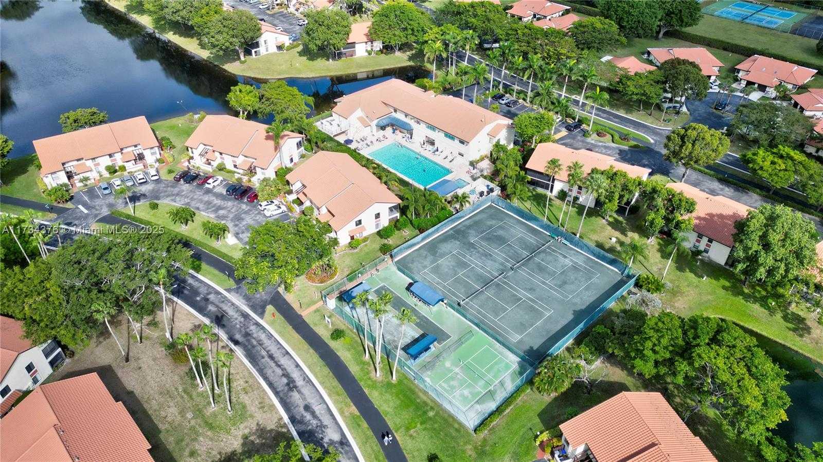 Small Image of 5479 PALM SPRINGS LN #A, Boynton Beach Number 37
