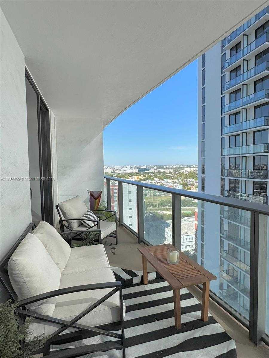 Small Image of 1600 NORTH EAST 1ST AVE #1919, Miami Number 16