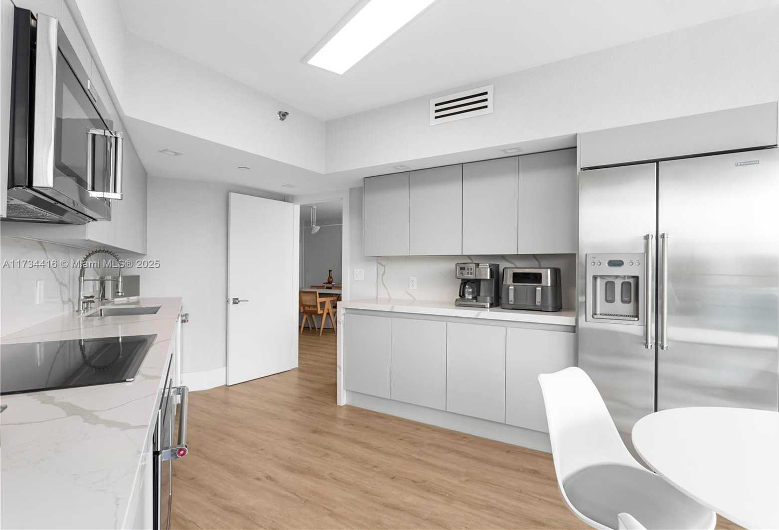Small Image of 2127 BRICKELL AVE #705, Miami Number 15