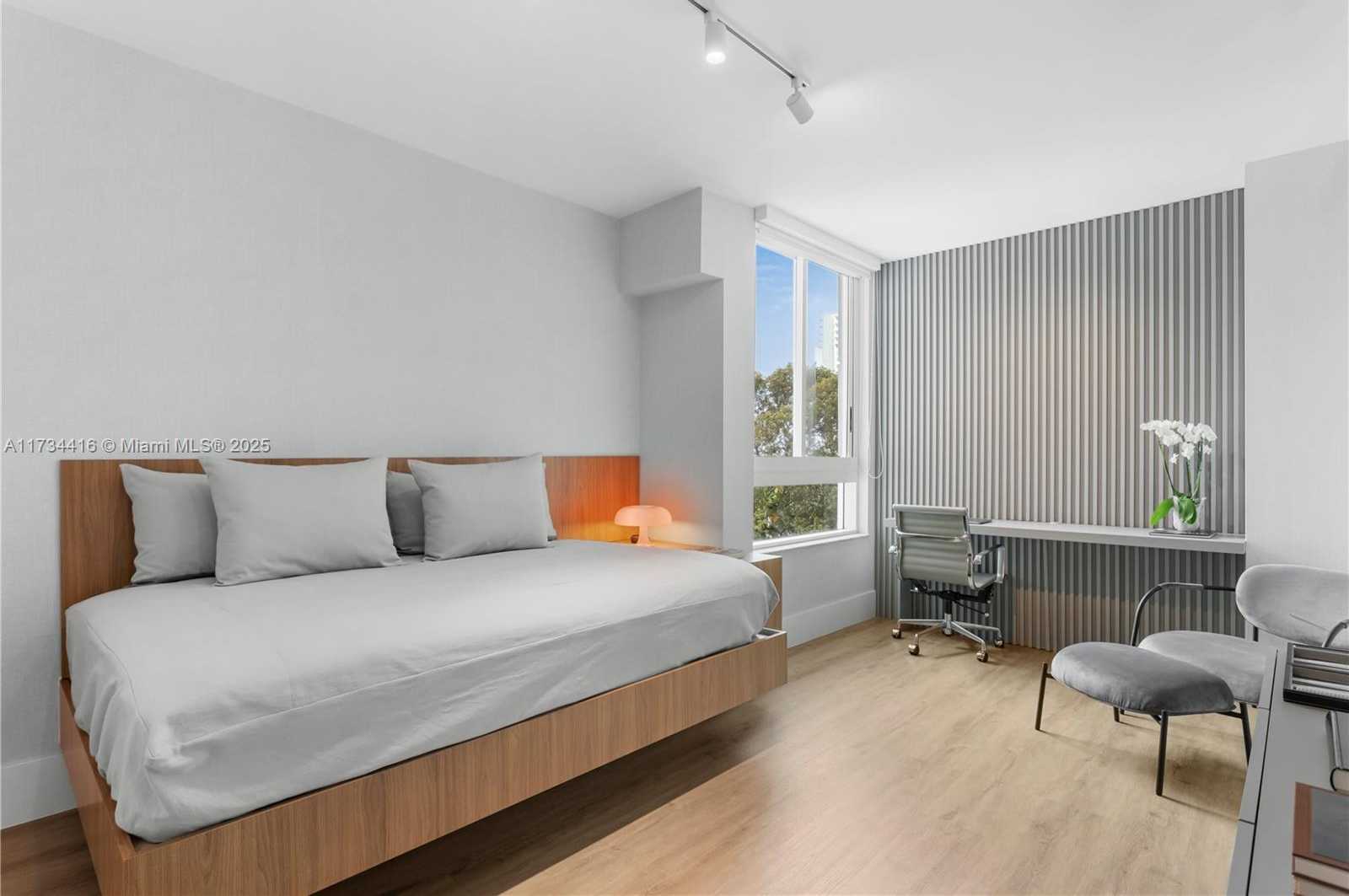 Small Image of 2127 BRICKELL AVE #705, Miami Number 21