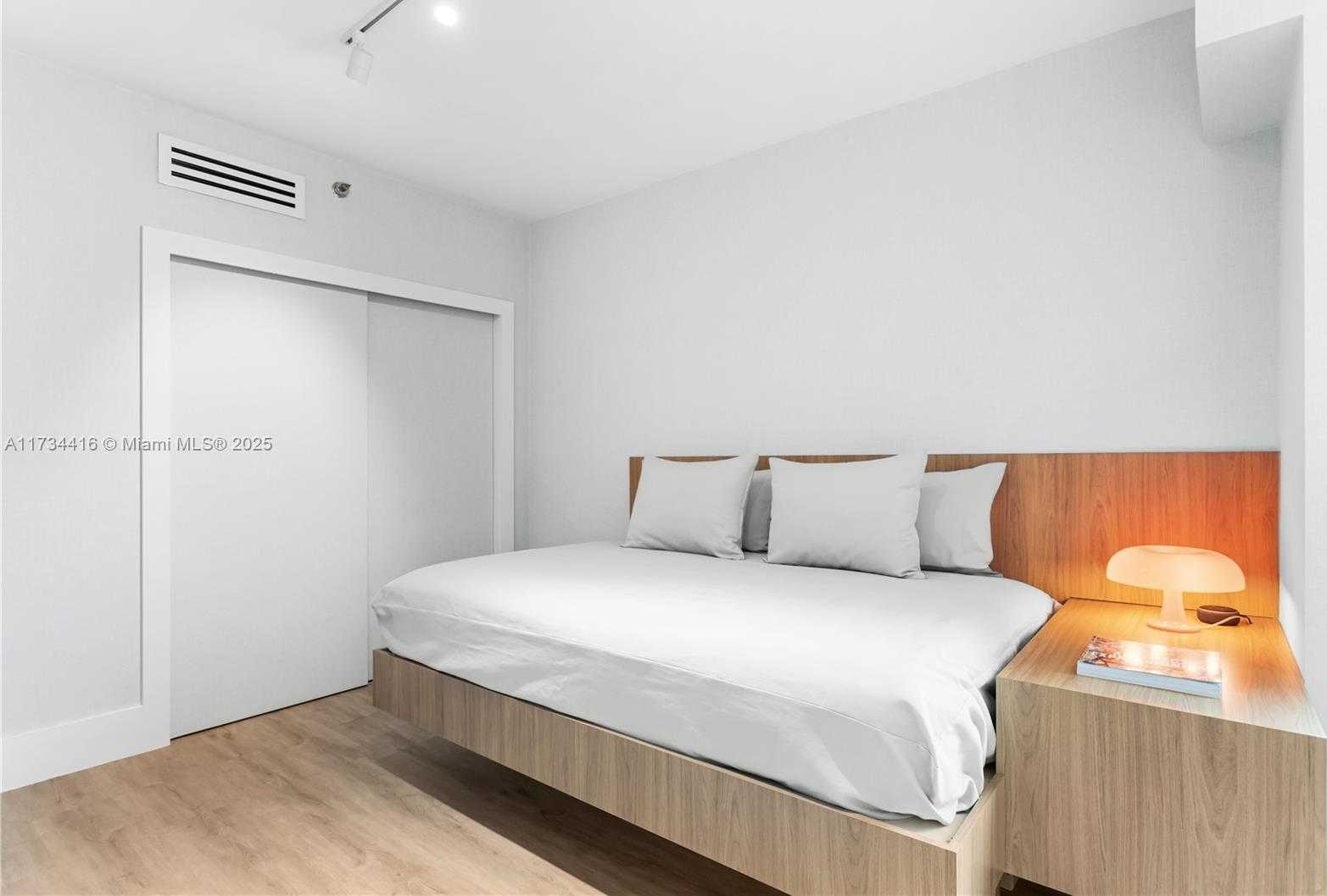 Small Image of 2127 BRICKELL AVE #705, Miami Number 23