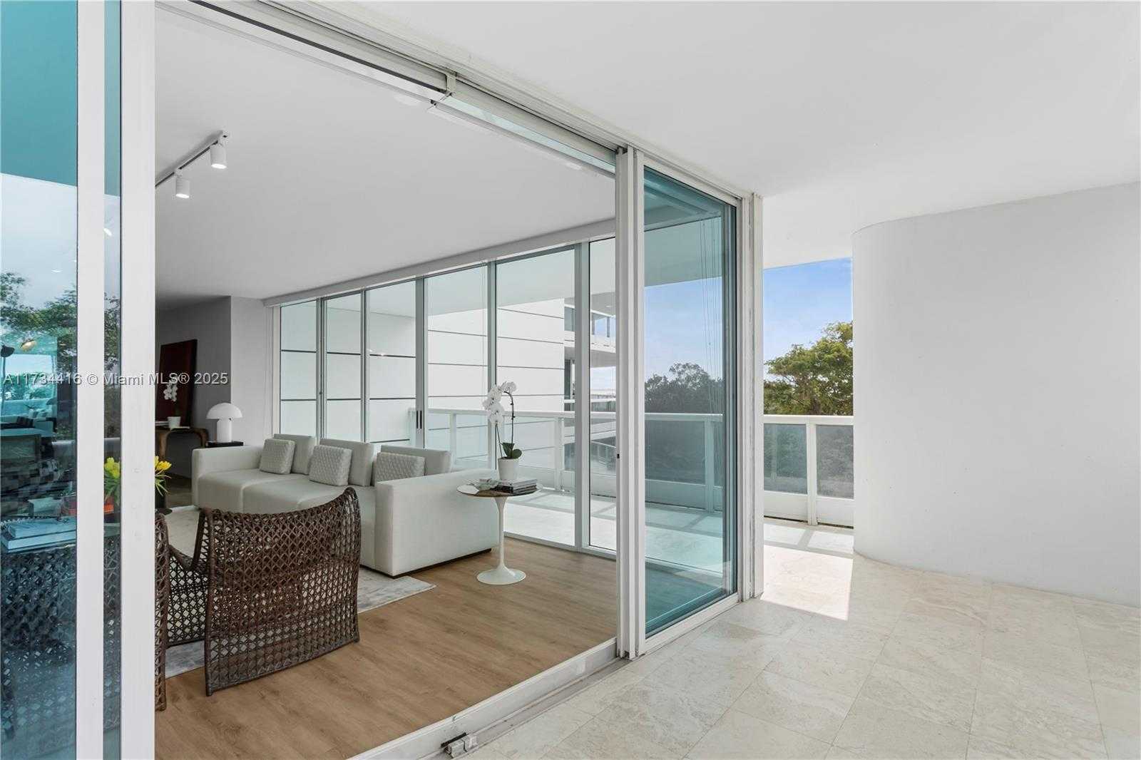 Small Image of 2127 BRICKELL AVE #705, Miami Number 28