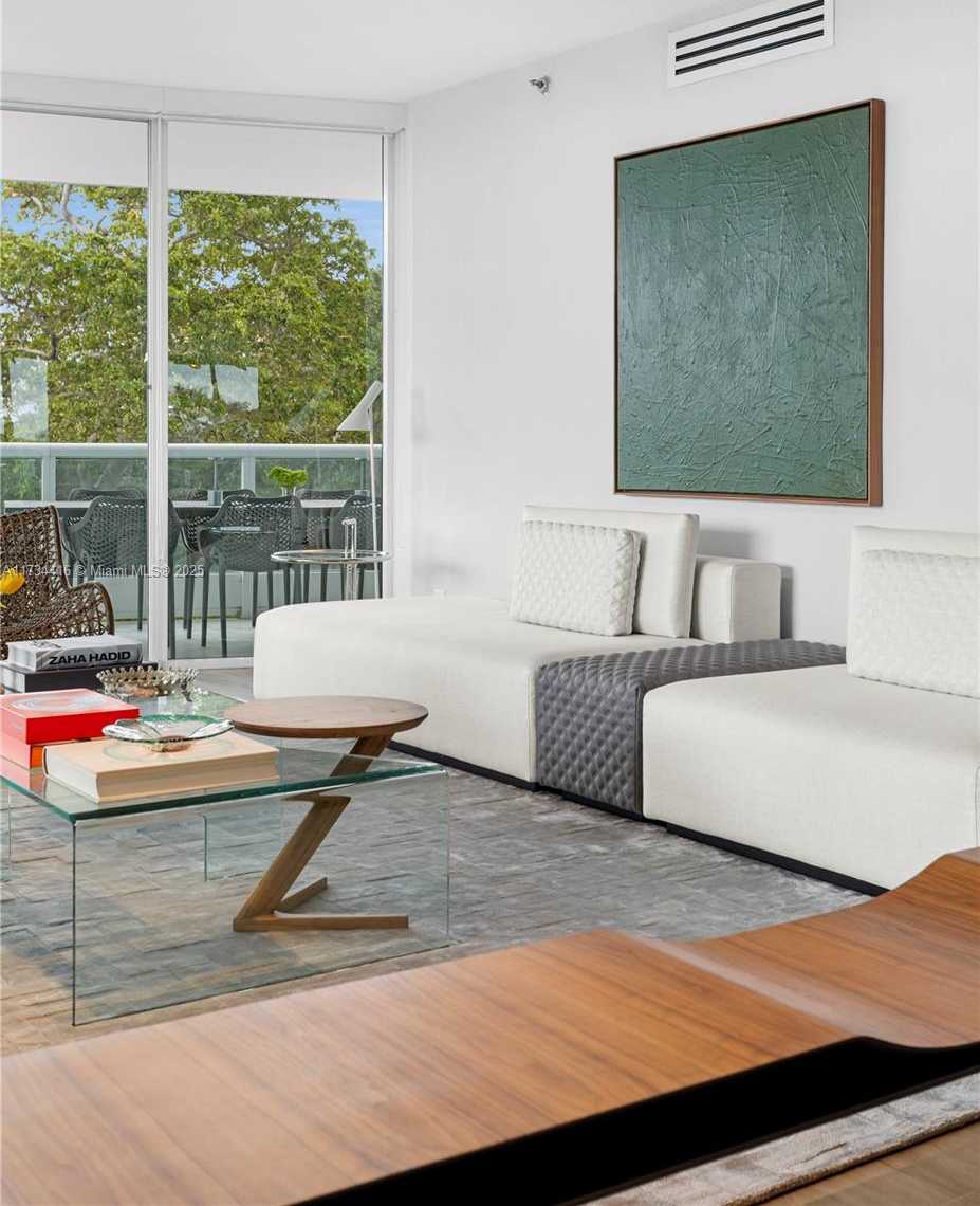 Small Image of 2127 BRICKELL AVE #705, Miami Number 4