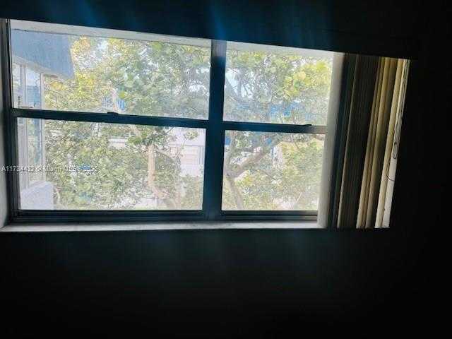 Small Image of 3110 HOLIDAY SPRINGS BLVD #310, Margate Number 18